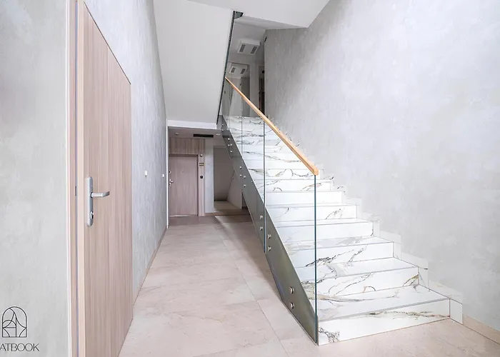 Flatbook - Przystan Cztery Pory Roku Z Bilardem I Parkingiem Apartamento