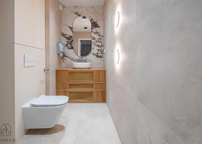 Flatbook - Przystan Cztery Pory Roku Z Bilardem I Parkingiem Apartamento